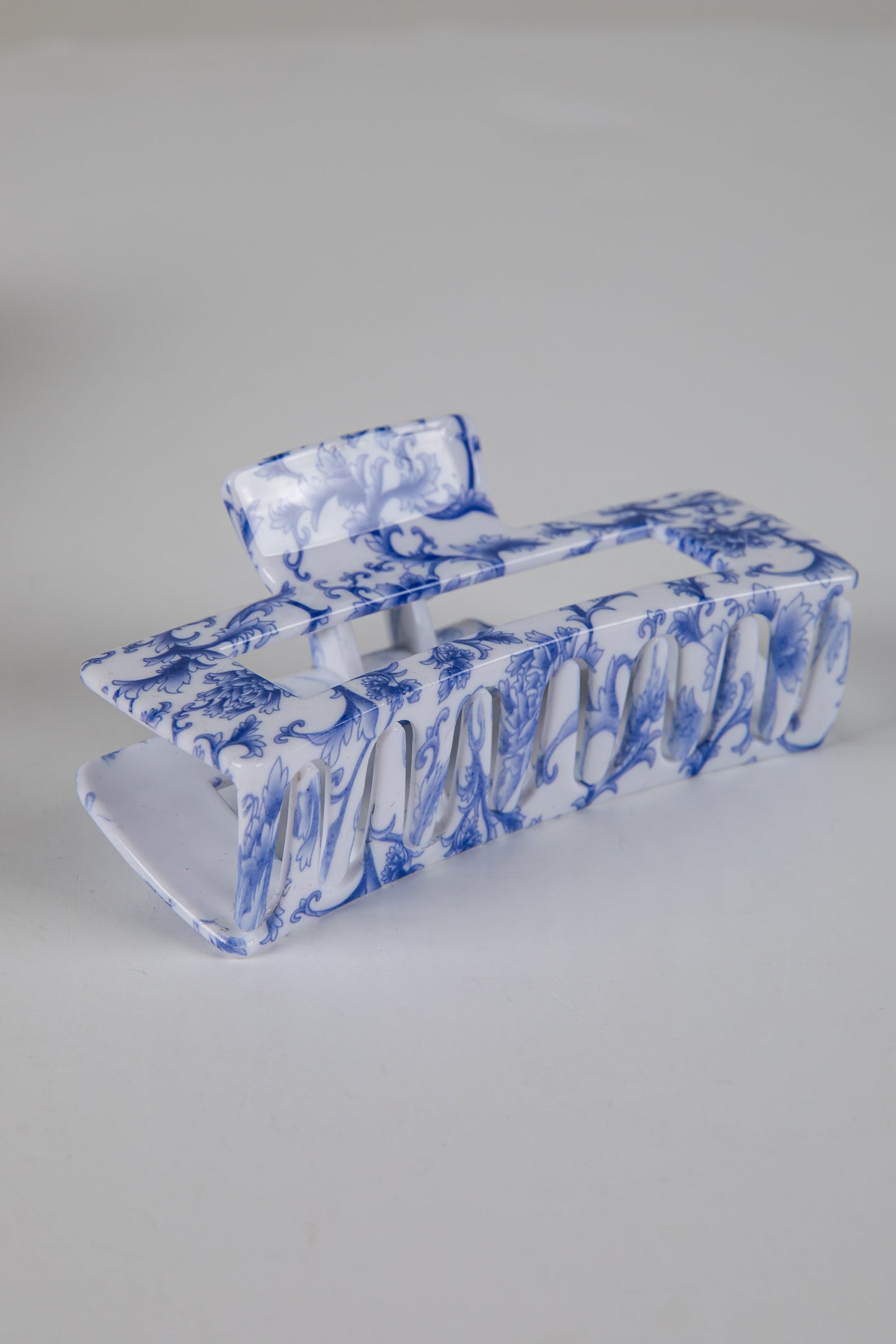 Sweet Credentials Navy Floral Rectangle Claw Hair Clip