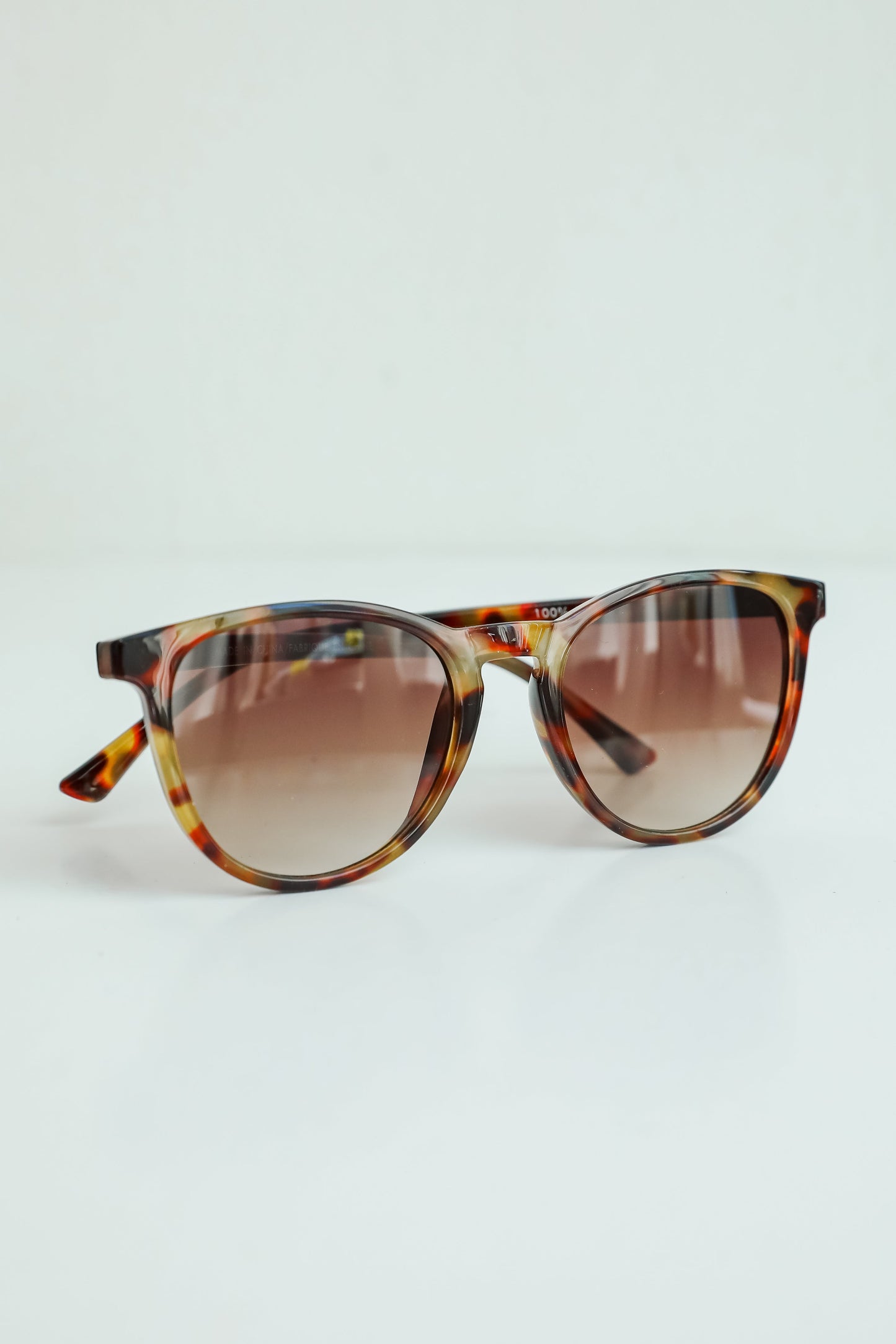 Chillin' Out Round Sunglasses