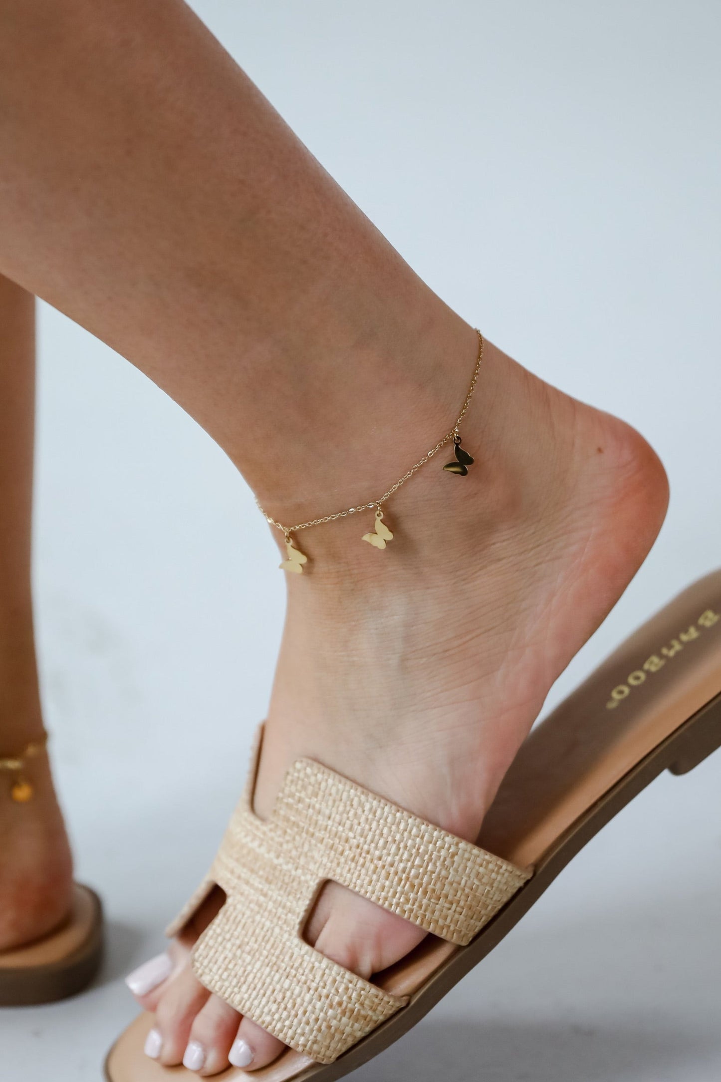 Ariana Gold Butterfly Charm Anklet
