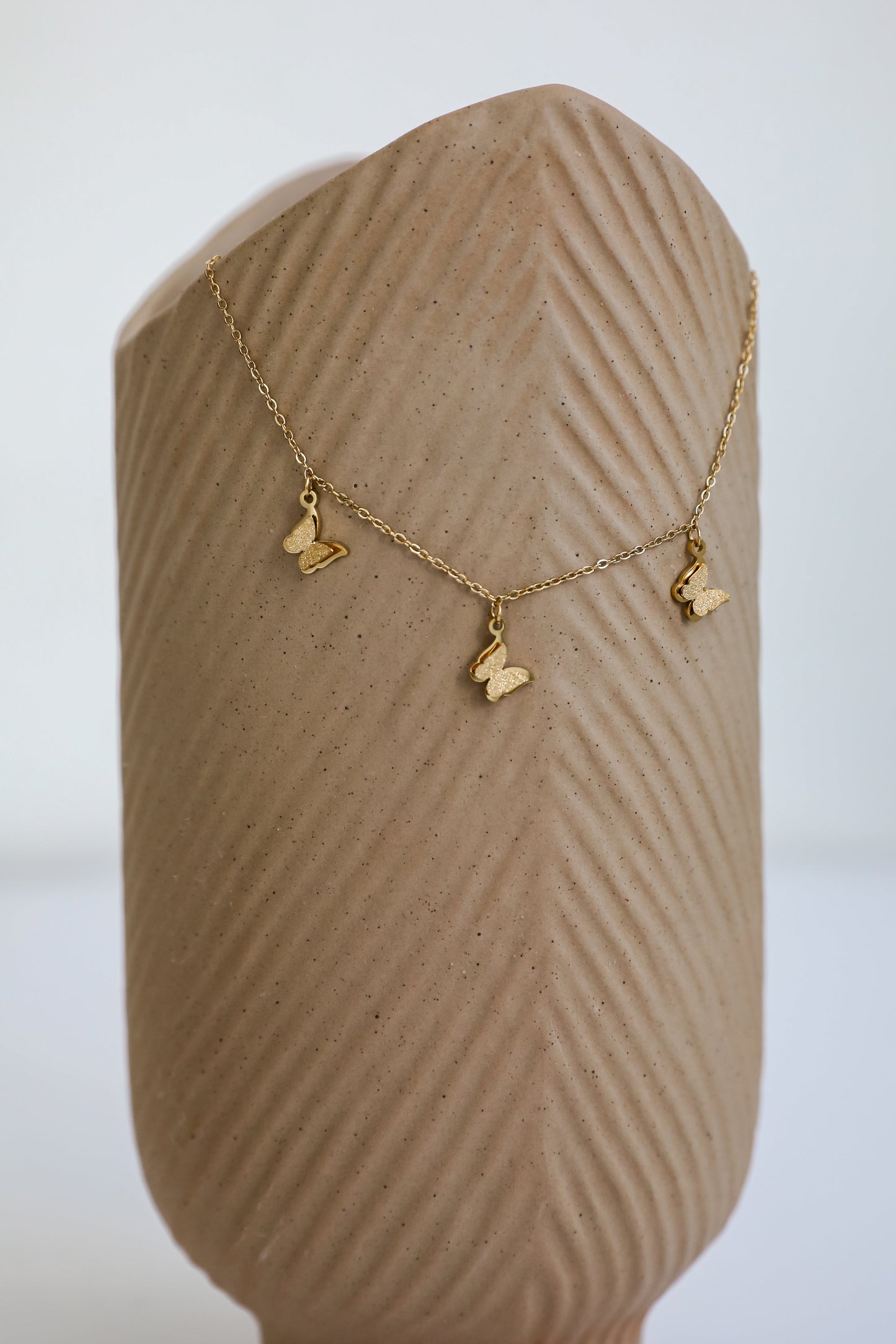 Ariana Gold Butterfly Charm Anklet