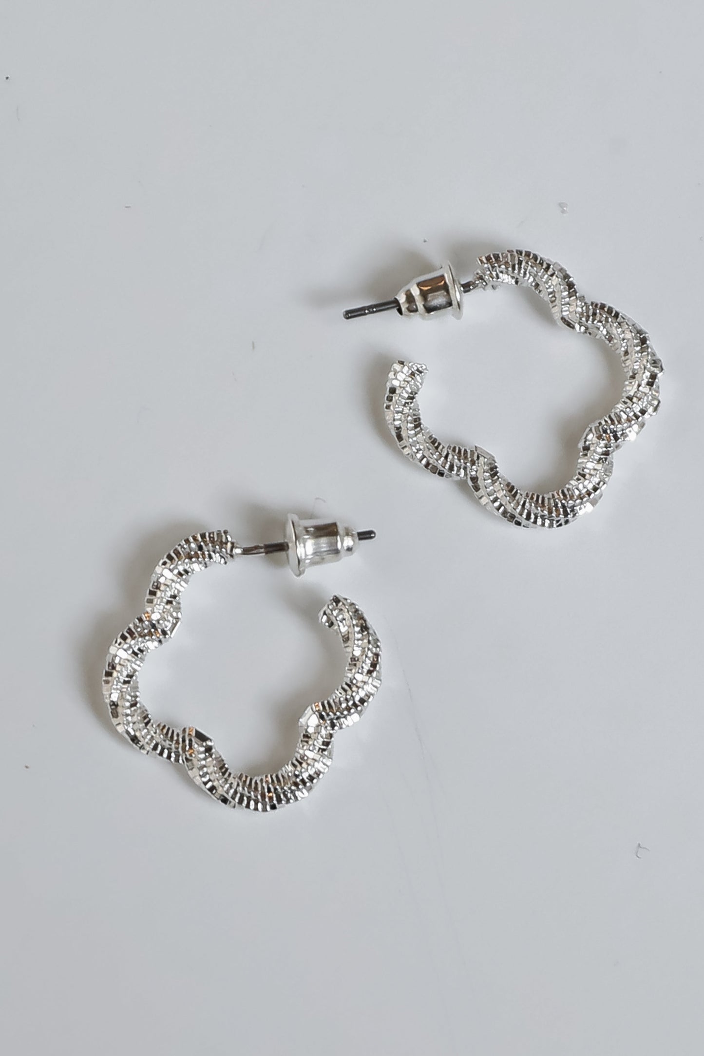 FINAL SALE - Sabrina Quatrefoil Hoop Earrings
